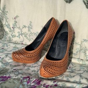 BCBG Perdra Platform Heels